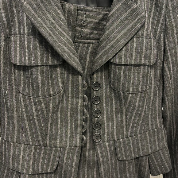 Stunning Nanette Lepore wool pants suit. - Picture 3 of 6